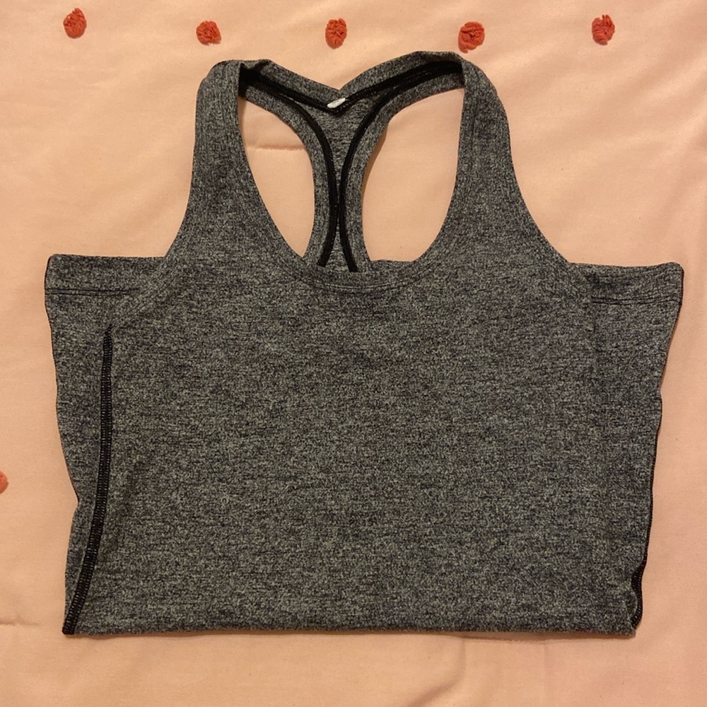 EUC lululemon cool racerback tank top size 4